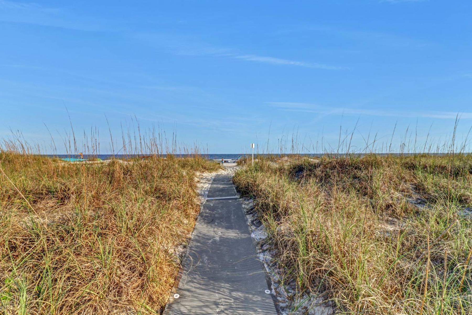 The Breakers #220 Beach Condo, Beautiful Ocean View At Coligny Beach, 4 N Forest Beach Drive Hilton Head, Walk To All Shops Restaurants, Renovated Jan 2024, Vacation Rental Hhi Llc Гілтон-Гед-Айленд Екстер'єр фото