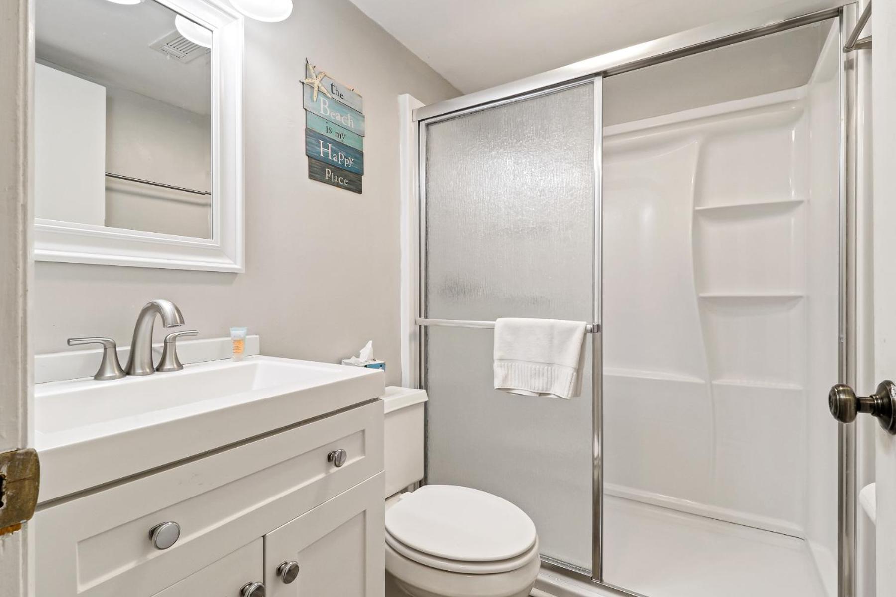 The Breakers #220 Beach Condo, Beautiful Ocean View At Coligny Beach, 4 N Forest Beach Drive Hilton Head, Walk To All Shops Restaurants, Renovated Jan 2024, Vacation Rental Hhi Llc Гілтон-Гед-Айленд Екстер'єр фото