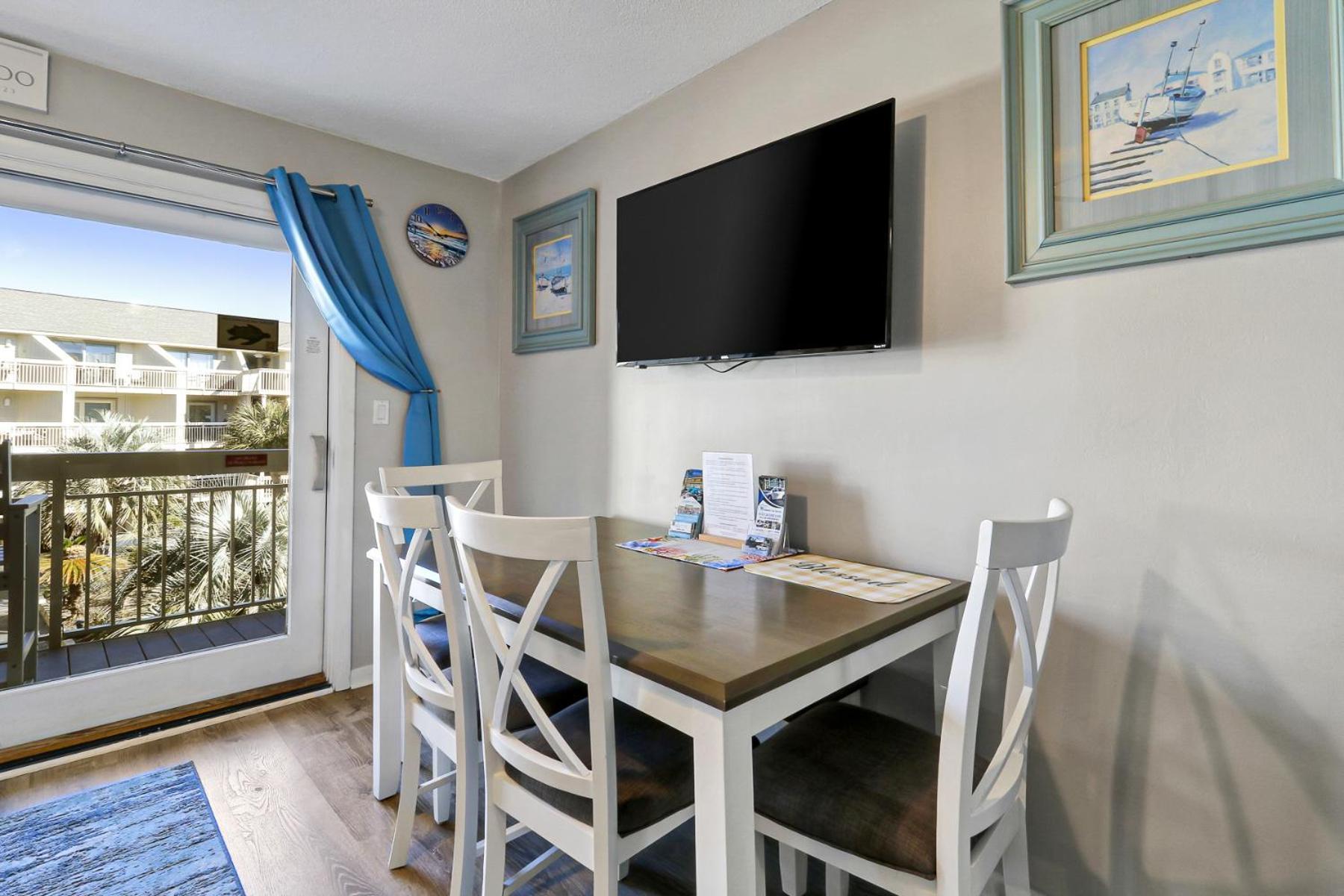 The Breakers #220 Beach Condo, Beautiful Ocean View At Coligny Beach, 4 N Forest Beach Drive Hilton Head, Walk To All Shops Restaurants, Renovated Jan 2024, Vacation Rental Hhi Llc Гілтон-Гед-Айленд Екстер'єр фото