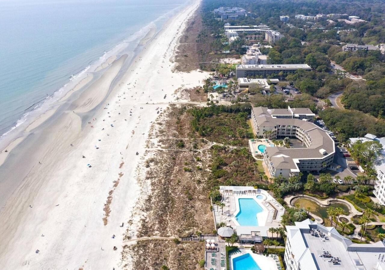 The Breakers #220 Beach Condo, Beautiful Ocean View At Coligny Beach, 4 N Forest Beach Drive Hilton Head, Walk To All Shops Restaurants, Renovated Jan 2024, Vacation Rental Hhi Llc Гілтон-Гед-Айленд Екстер'єр фото